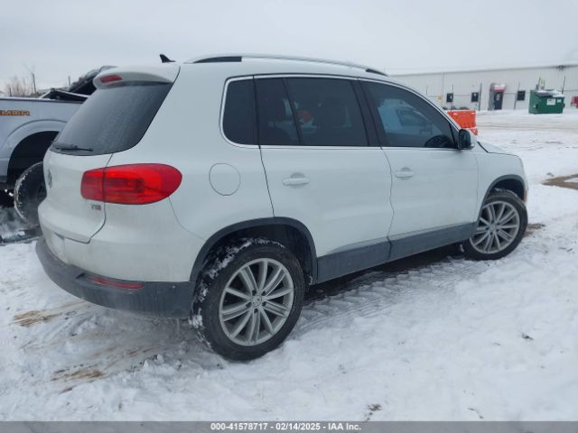 WVGAV7AX6GW525268 Volkswagen TIGUAN SE