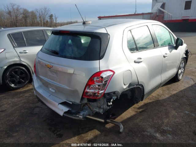 3GNCJKSB3LL202754 Chevrolet Trax Fwd Ls