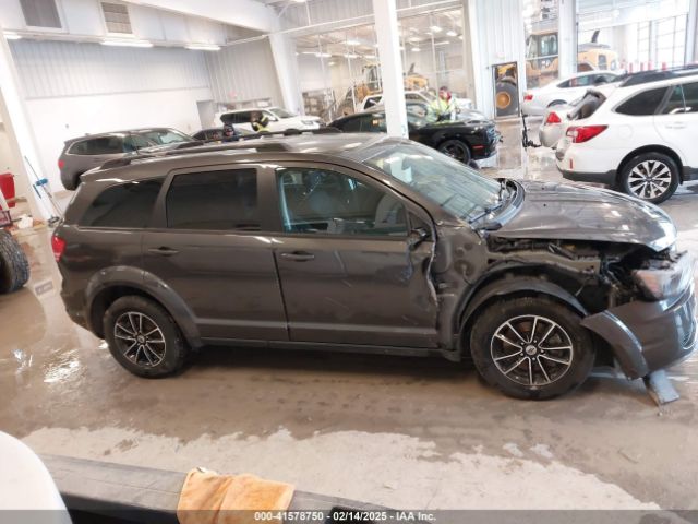 3C4PDCAB9JT428917 Dodge JOURNEY SE