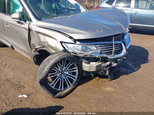 2LMTJ6LR7GBL90370 Lincoln Mkx Reserve
