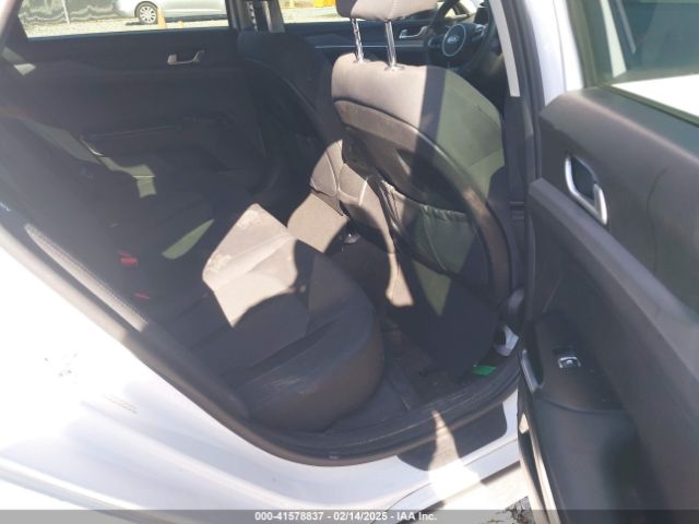 5XXG14J24MG015110 KIA K5 LXS