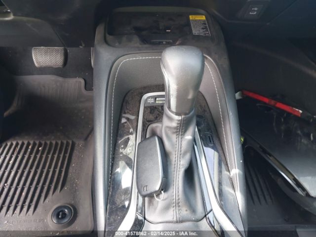 JTND4MBE9R3232013 Toyota COROLLA SE