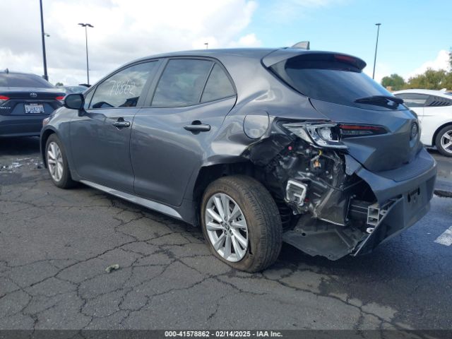 JTND4MBE9R3232013 Toyota COROLLA SE