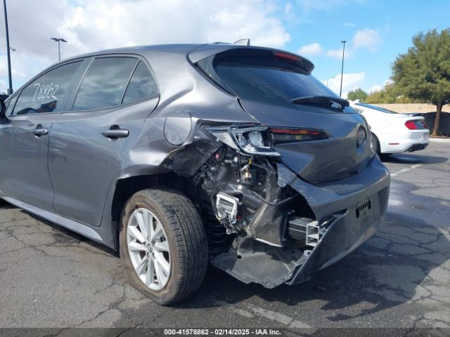 JTND4MBE9R3232013 Toyota COROLLA SE