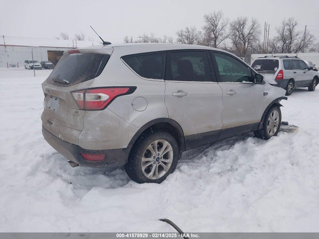 1FMCU0GD6HUE71337 Ford ESCAPE SE