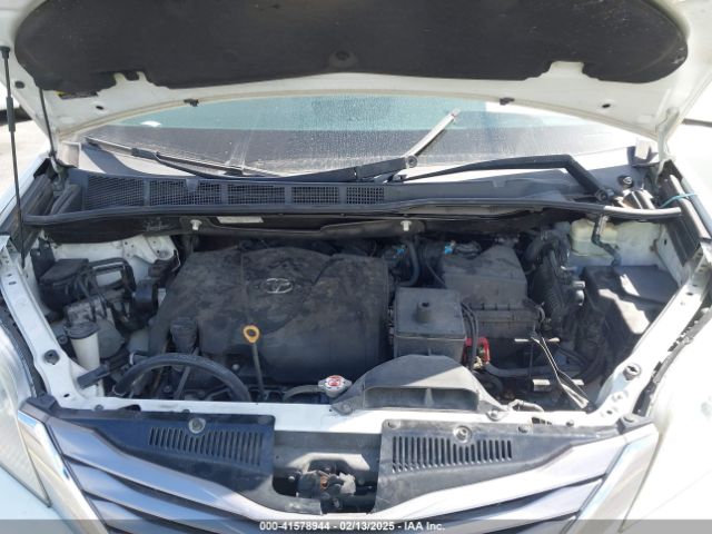 5TDYZ3DC3HS899086 Toyota Sienna Xle/limited