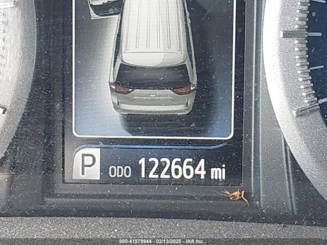 5TDYZ3DC3HS899086 Toyota Sienna Xle/limited