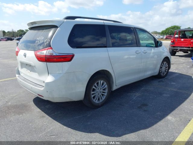5TDYZ3DC3HS899086 Toyota Sienna Xle/limited