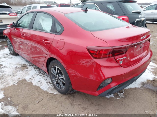KIA Forte Lxs 2023 3KPF24AD7PE666433 Image 3