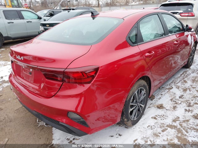 KIA Forte Lxs 2023 3KPF24AD7PE666433 Image 4