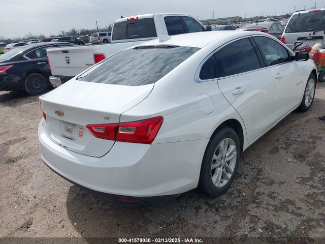 1G1ZD5ST1JF270040 Chevrolet MALIBU LT