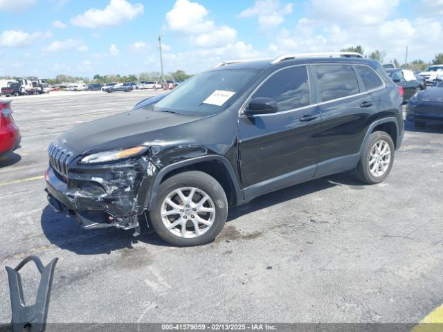 1C4PJLCB4FW683904 Jeep Cherokee Latitude