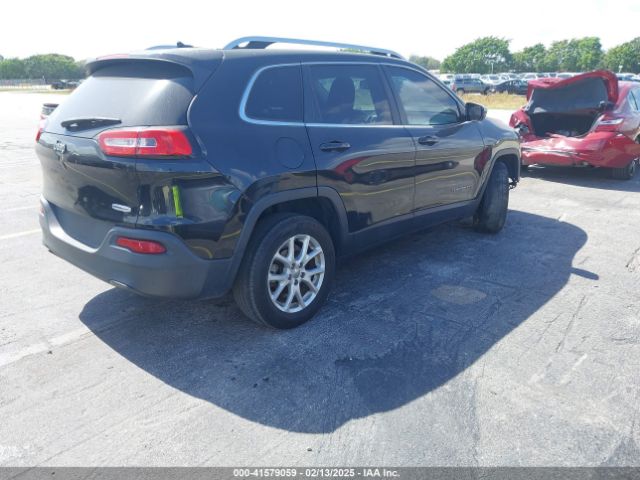 1C4PJLCB4FW683904 Jeep Cherokee Latitude