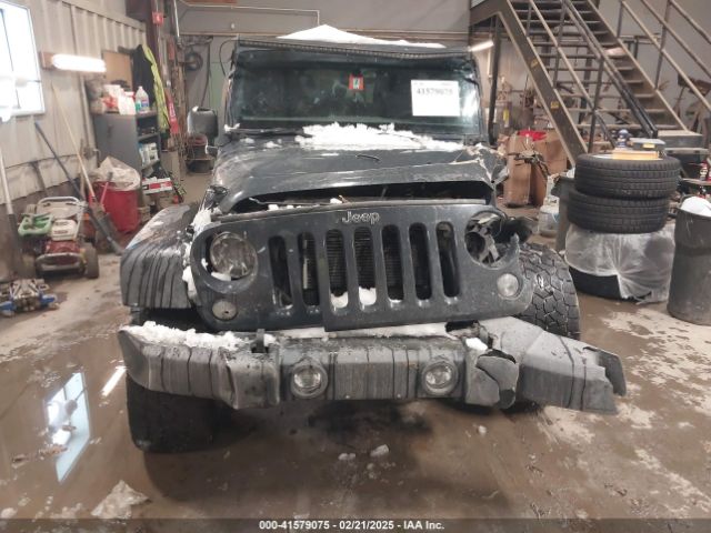 1C4BJWDG5JL887756 Jeep Wrangler Jk Unlimited Sport S 4x4