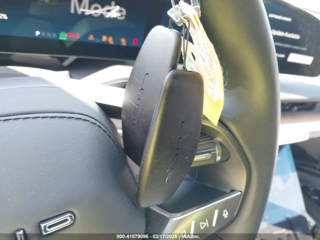Lucid Air Pure 2025 50EA1PGA4SA004490 Image 11