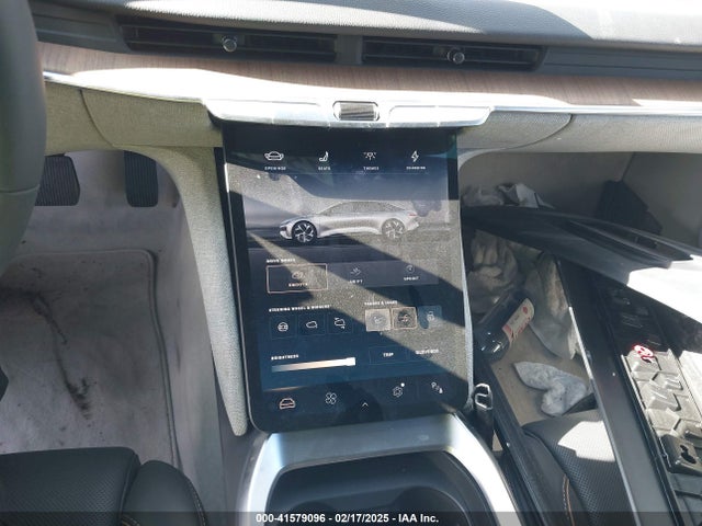 Lucid Air Pure 2025 50EA1PGA4SA004490 Image 18