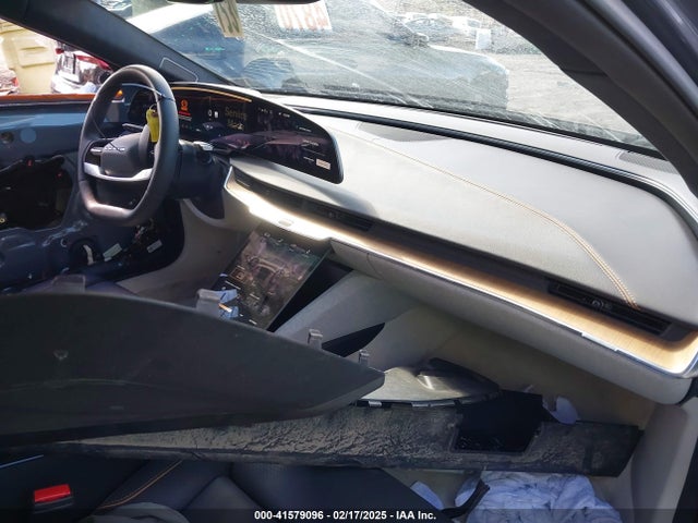 Lucid Air Pure 2025 50EA1PGA4SA004490 Image 5