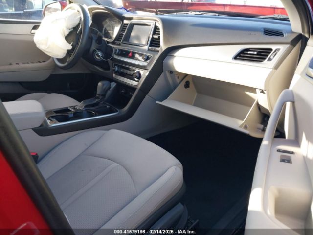 5NPE24AF8KH790289 Hyundai SONATA SE