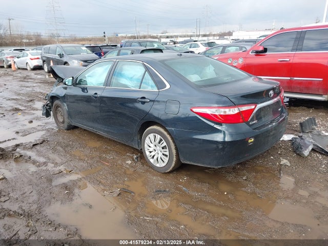 Toyota CAMRY LE 2015 4T1BF1FK6FU087793 Image 3