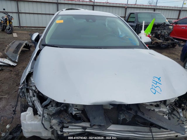 Toyota COROLLA LE 2021 5YFEPMAE0MP238123 Image 13