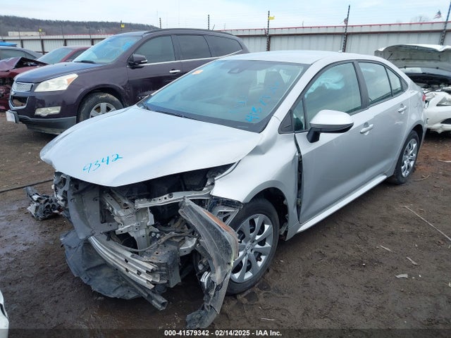 Toyota COROLLA LE 2021 5YFEPMAE0MP238123 Image 2