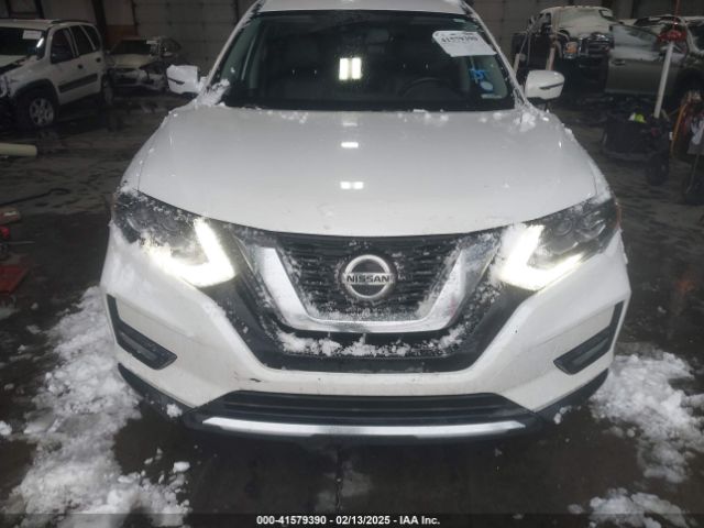 JN8AT2MV0JW316420 Nissan Rogue Sl