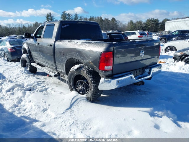RAM 2500 2018 3C6UR5CL3JG380790 Image 3
