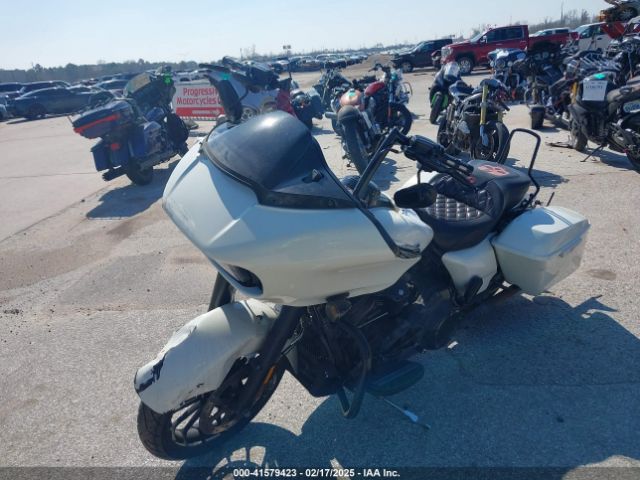 2018 HARLEY-DAVIDSON FLTRXS 1HD1KTC1XJB679252 Photo 1
