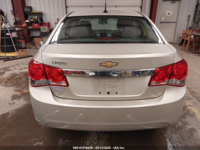 1G1PA5SG8E7201848 Chevrolet Cruze Ls Auto