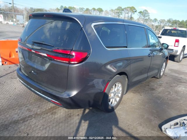 2023 CHRYSLER PACIFICA 2C4RC1BG1PR600637 Photo 3
