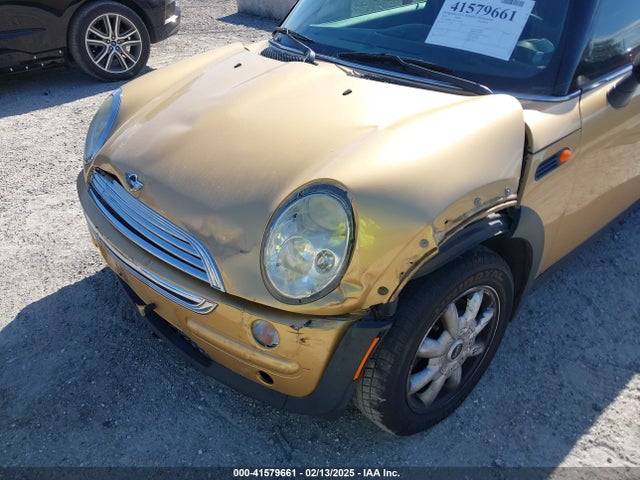 2003 MINI COOPER WMWRC33483TJ52087 Photo 5