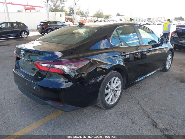 4T1C11AKXNU690254 Toyota CAMRY LE