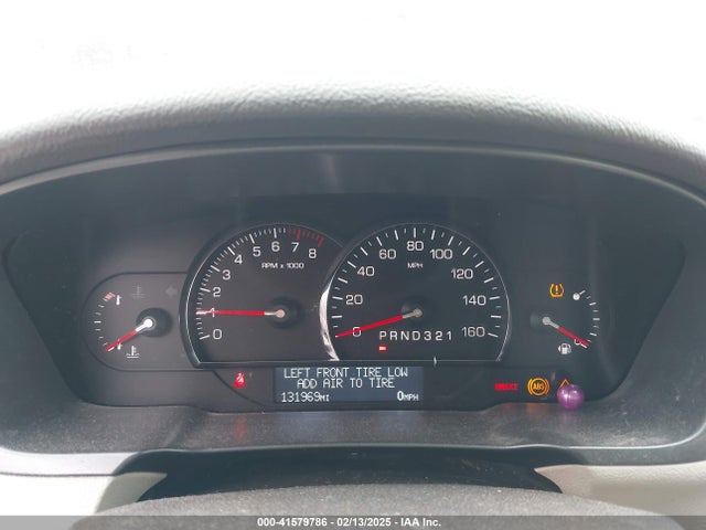 2010 CADILLAC DTS 1G6KD5EY3AU134362 Photo 6