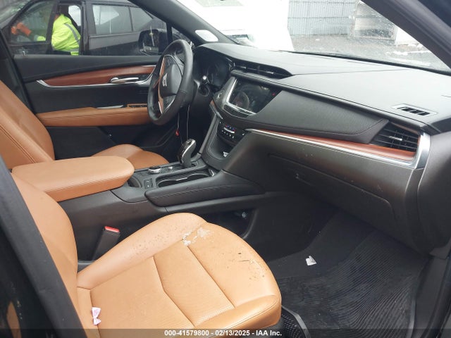 2023 CADILLAC XT5 1GYKNDRS0PZ151622 Photo 4