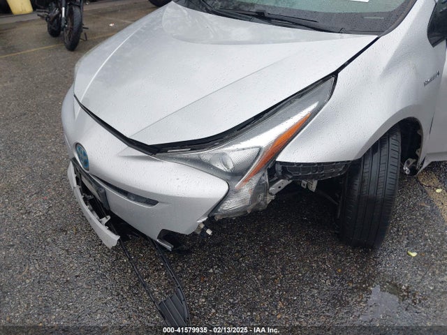 Toyota Prius Two 2018 JTDKBRFU8J3603263 Image 6