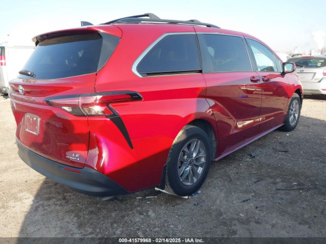 5TDBRKEC0NS113772 Toyota SIENNA LE