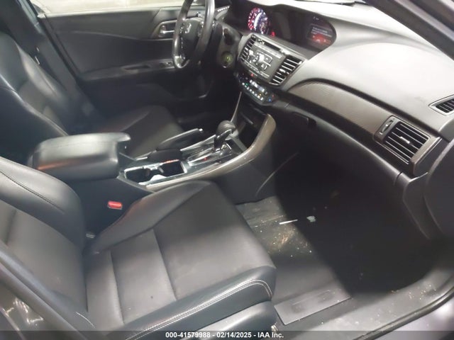 1HGCR2F56HA064973 Honda Accord Sport