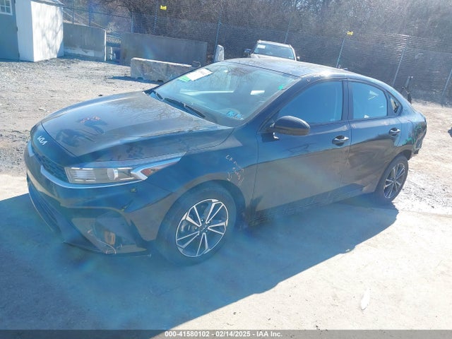 3KPF24AD8PE562310 KIA Forte Lxs