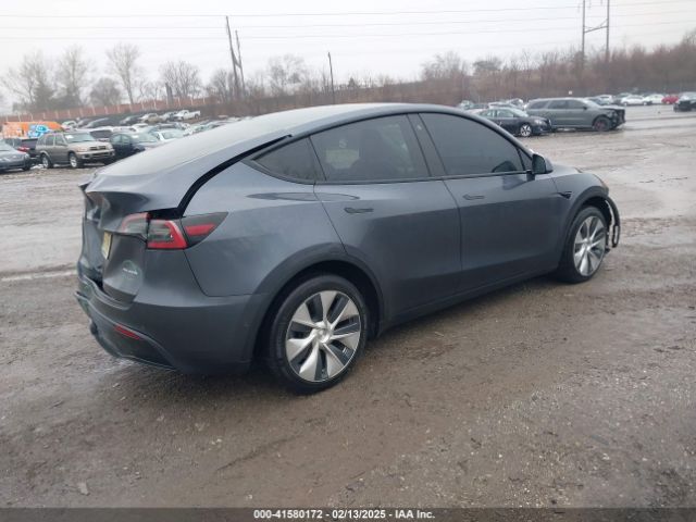 2022 TESLA MODEL Y 7SAYGDEE9NF331410 Photo 3
