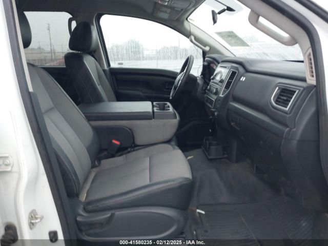 1N6AA1EKXHN558631 Nissan TITAN S