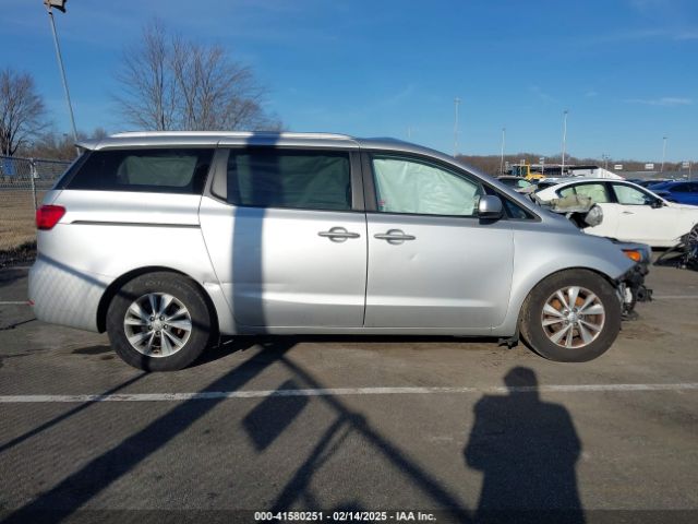 KNDMB5C11G6188015 KIA SEDONA LX