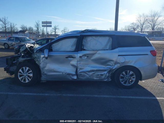 KNDMB5C11G6188015 KIA SEDONA LX