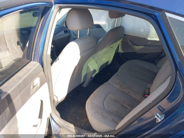 5NPE24AFXJH599049 Hyundai SONATA SE