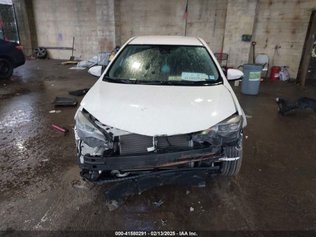 2T1BURHE0KC176105 Toyota COROLLA SE