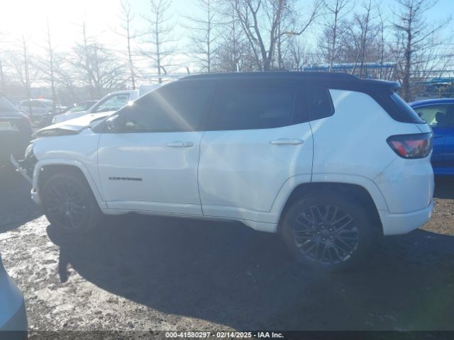 3C4NJDCB9NT221436 Jeep Compass High Altitude 4x4