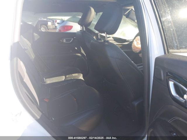3C4NJDCB9NT221436 Jeep Compass High Altitude 4x4