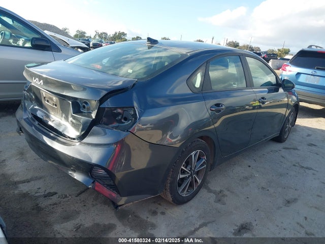 3KPF24ADXRE772393 KIA Forte Lxs