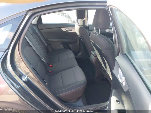 3KPF24ADXRE772393 KIA Forte Lxs