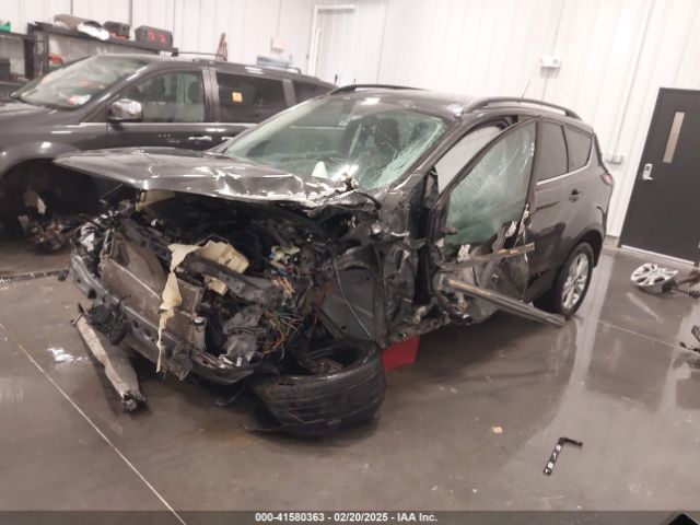 1FMCU9HD2JUC59592 Ford ESCAPE SEL