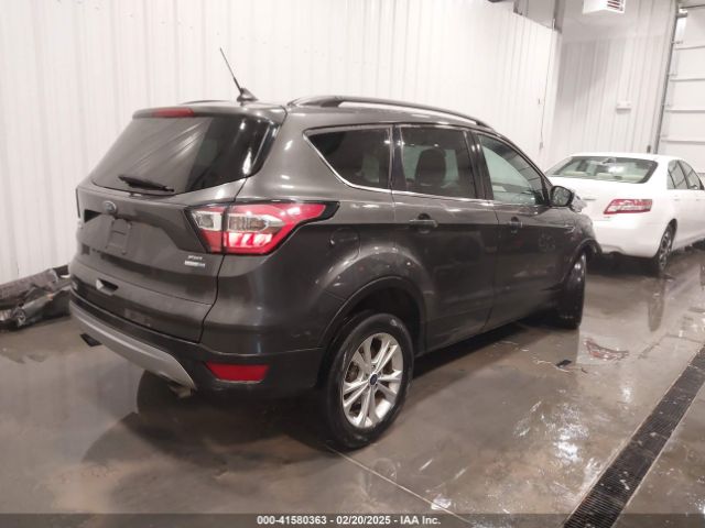 1FMCU9HD2JUC59592 Ford ESCAPE SEL